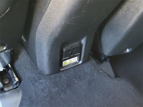 Used 2016 Jeep Renegade Limited image 14