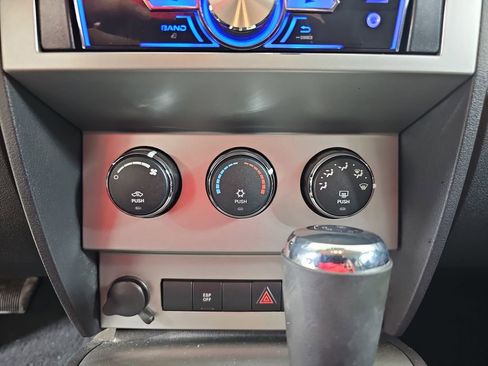 Used 2008 Dodge Nitro SXT image 23