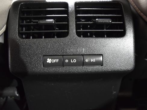 Used 2014 MAZDA MAZDA5 Touring image 33