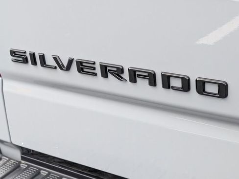 Used 2025 Chevrolet Silverado 1500 Custom Trail Boss w/ LPO, Dark Essentials Package image 18