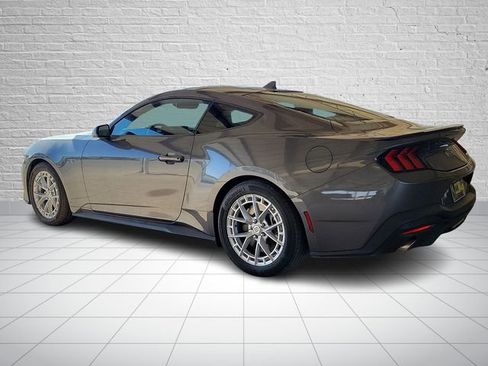 Used 2025 Ford Mustang GT image 2