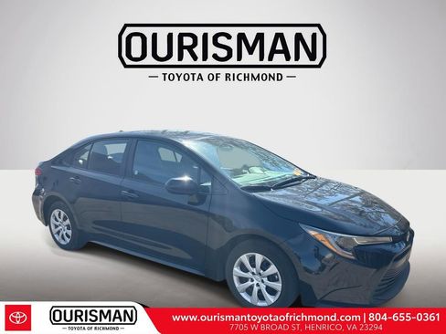Certified 2024 Toyota Corolla LE image 1