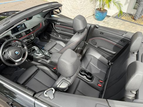 Used 2019 BMW 230i xDrive Convertible w/ Premium Package image 7