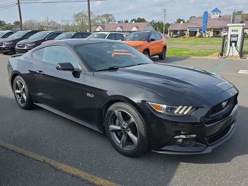 Used 2015 Ford Mustang GT w/ Enhanced Security Package image 19