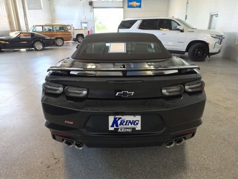 Used 2024 Chevrolet Camaro LT RWD image 6