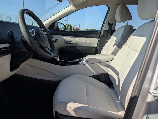 Used 2025 Hyundai Tucson SEL FWD image 25