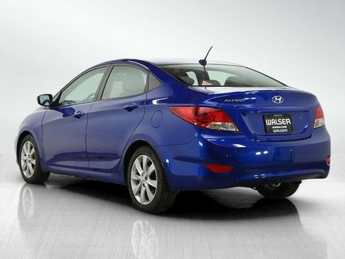 Used 2013 Hyundai Accent GLS w/ Premium Pkg image 3