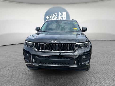 Certified 2022 Jeep Grand Cherokee Overland w/ Luxury Tech Group IV image 9