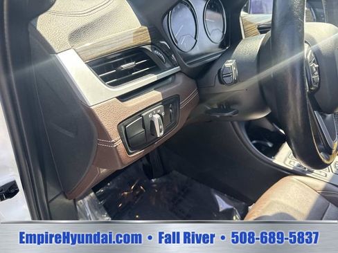 Used 2022 BMW X1 xDrive28i w/ Convenience Package AWD/4WD image 23