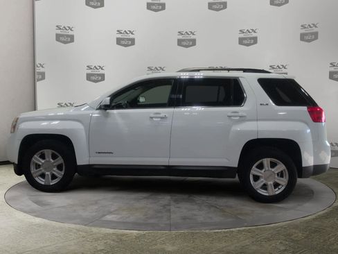 Used 2015 GMC Terrain SLE image 2