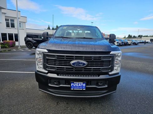 New 2025 Ford F250 XL w/ F-250 >10K GVWR Package image 3