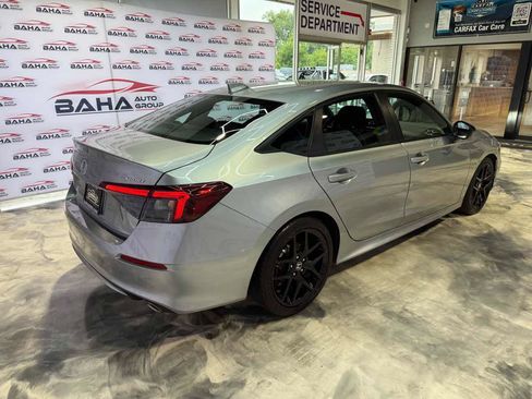 Used 2025 Honda Civic Sport image 6