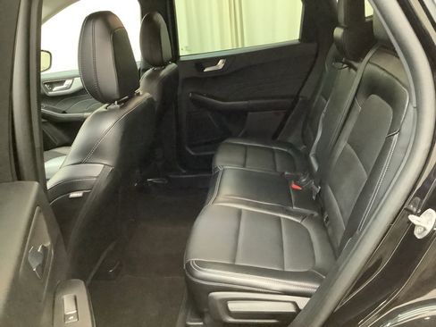 Used 2025 Ford Escape Platinum AWD/4WD image 24