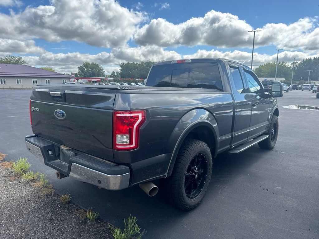 Used 2017 Ford F150 XLT w/ Equipment Group 302A Luxury AWD/4WD image 4