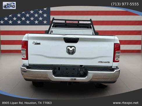 Used 2022 RAM 2500 Tradesman w/ Chrome Appearance Group AWD/4WD image 7