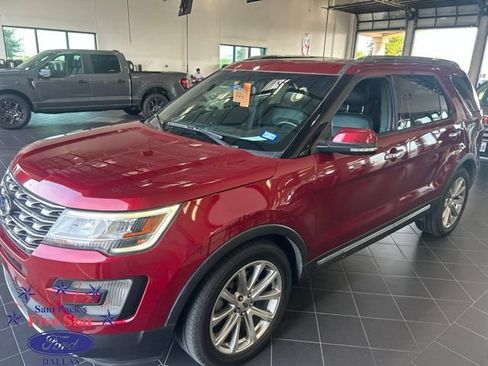Used 2017 Ford Explorer Limited FWD image 1