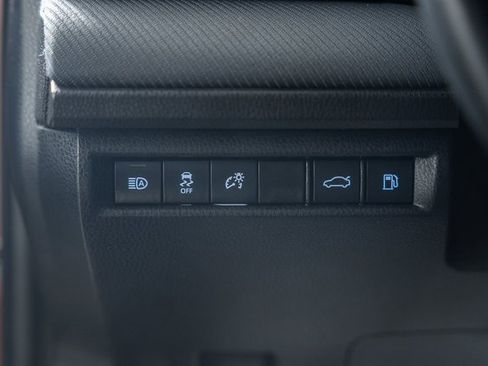 Certified 2025 Toyota Camry SE image 40