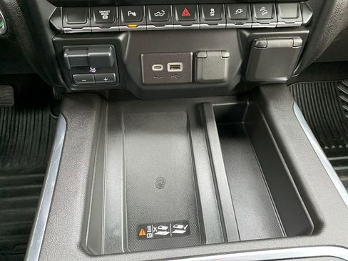 Used 2021 Chevrolet Silverado 3500 LTZ w/ LTZ Convenience Package image 27