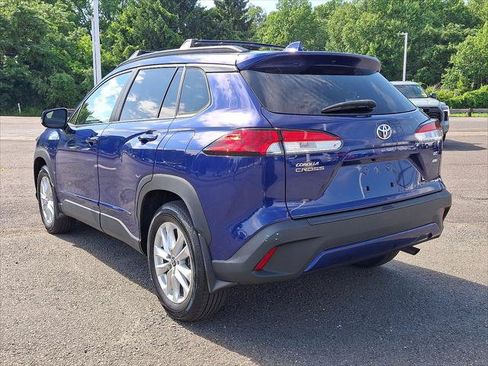 Used 2023 Toyota Corolla Cross LE w/ Moonroof Package AWD/4WD image 23