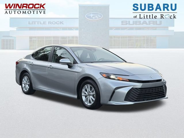 Used 2025 Toyota Camry LE FWD image 1