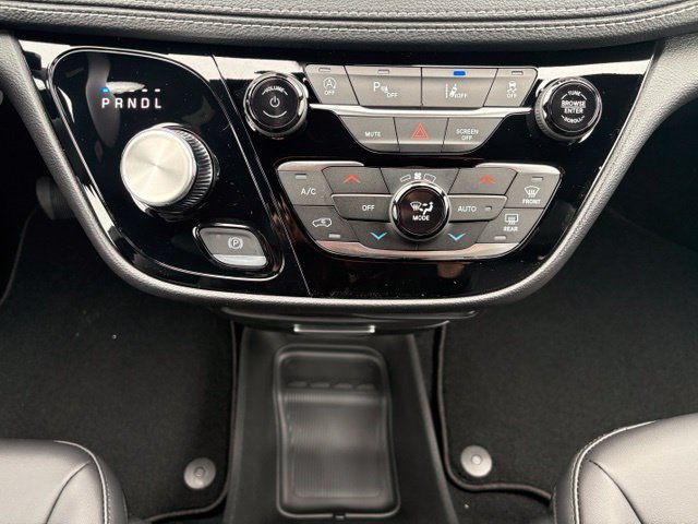 New 2027 Chrysler Pacifica Select AWD/4WD image 29