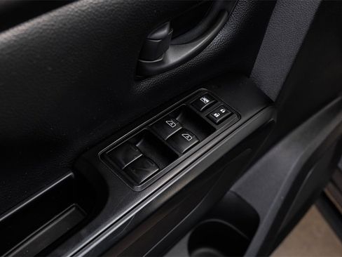 Used 2019 Nissan Titan S w/ S Utility Package image 41