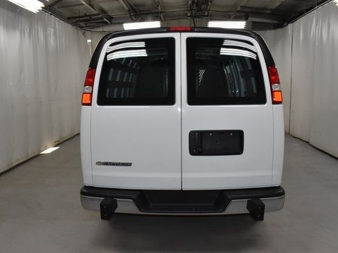 Used 2024 Chevrolet Express 2500 w/ Driver Convenience Package image 6