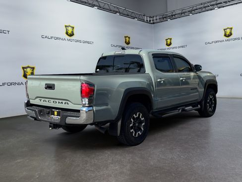 Used 2023 Toyota Tacoma TRD Off-Road AWD/4WD image 5