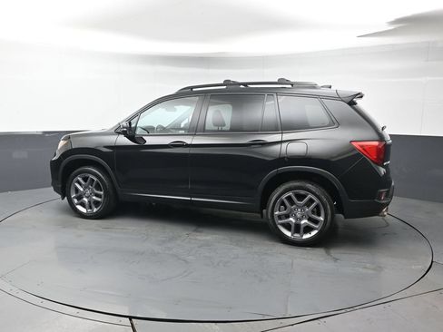 Used 2023 Honda Passport EX-L image 3