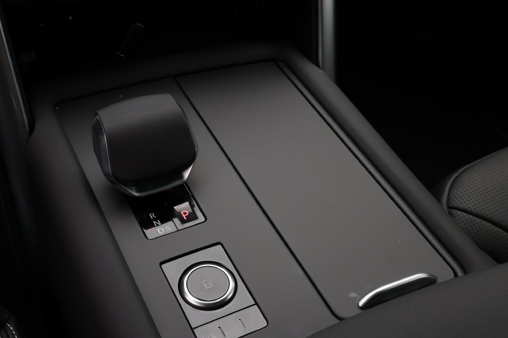 New 2026 Land Rover Discovery Dynamic SE AWD/4WD image 23