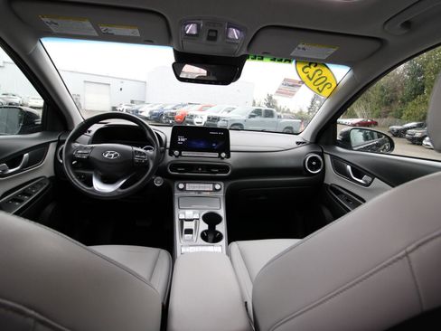 Used 2023 Hyundai Kona Limited image 14