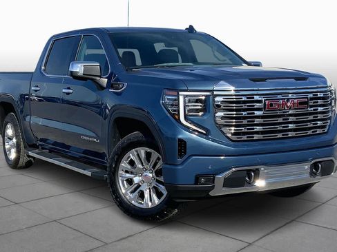 Used 2025 GMC Sierra 1500 Denali w/ Technology Package image 3