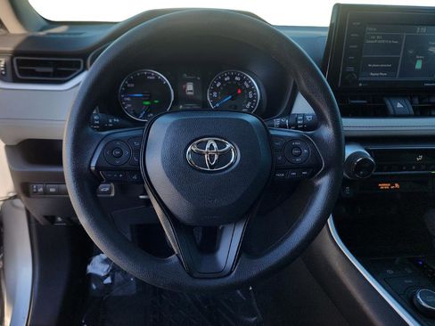Used 2021 Toyota RAV4 XLE w/ Convenience Package image 21