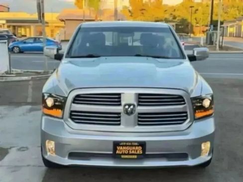 Used 2016 RAM 1500 Sport RWD image 3