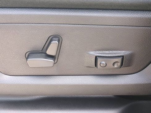 New 2026 RAM 3500 Laramie AWD/4WD image 20