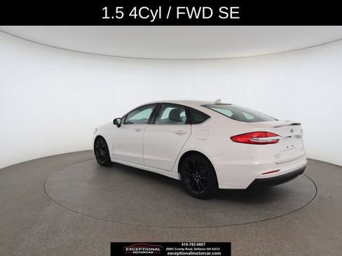 Used 2019 Ford Fusion SE w/ Equipment Group 151A FWD image 11