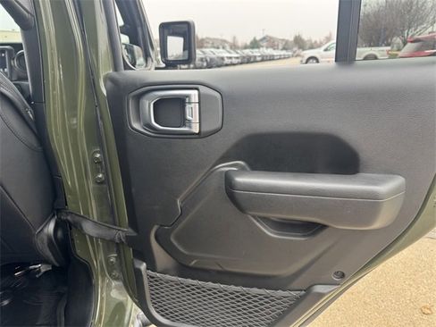 Used 2022 Jeep Wrangler Unlimited Sport image 13