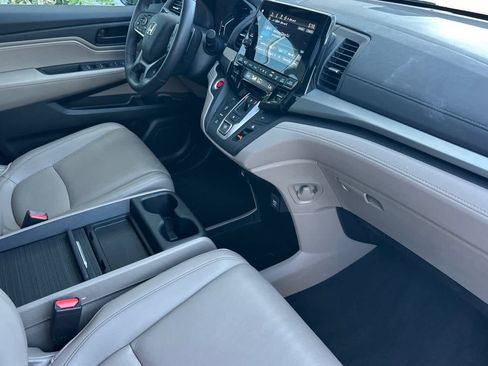 Used 2023 Honda Odyssey EX-L image 18