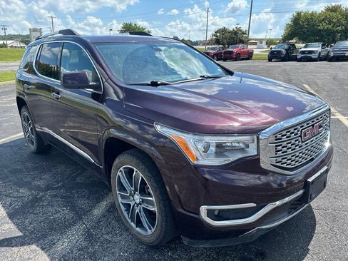 Used 2017 GMC Acadia Denali w/ Technology Package AWD/4WD image 3