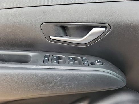 Used 2022 Hyundai Tucson Blue image 13