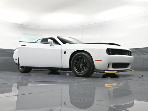 Used 2023 Dodge Challenger SRT Hellcat Redeye RWD image 39