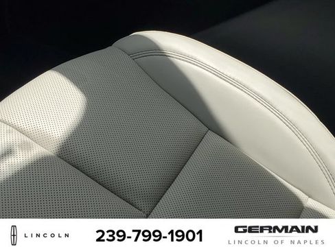 New 2026 Lincoln Aviator AWD image 28