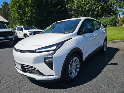 New 2027 Chevrolet Bolt LT FWD image 3