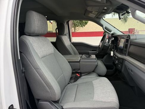 Used 2025 Ford F250 4x4 Crew Cab Super Duty image 29