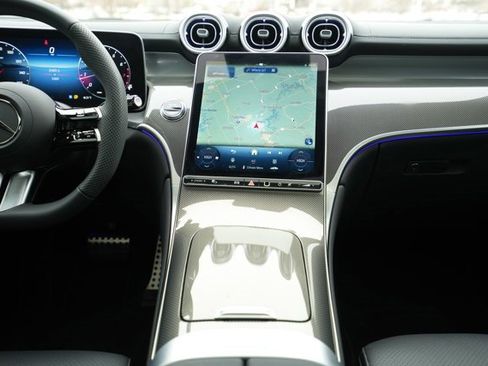 Certified 2025 Mercedes-Benz GLC 300 4MATIC image 27