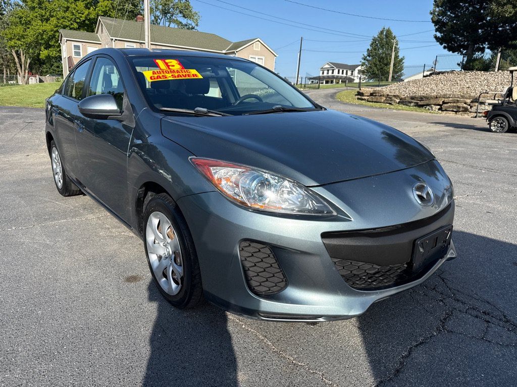 Used 2013 MAZDA MAZDA3 i Sport FWD image 4