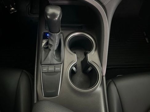Used 2022 Toyota Camry SE FWD image 69