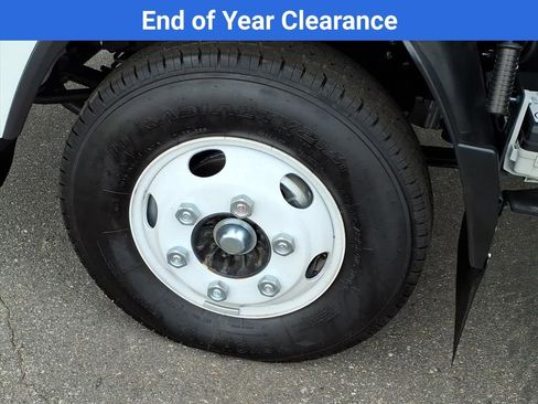 New 2025 Chevrolet Low Cab Forward image 24