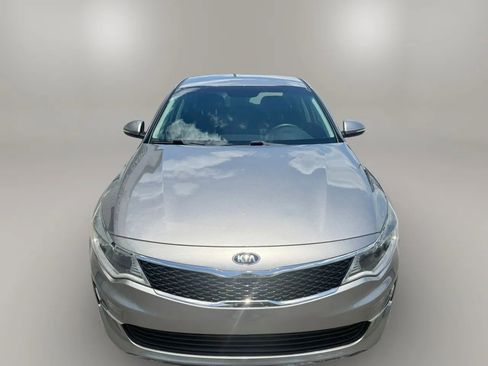 Used 2018 Kia Optima LX FWD image 3