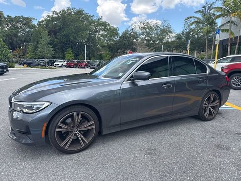 Used 2022 BMW 330i Sedan w/ Driving Assistance Package RWD image 12